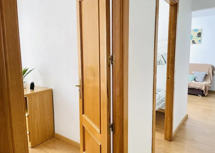 Velero En El Ctro De ネルハ